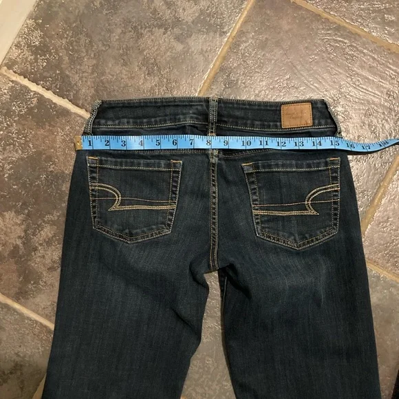 American Eagle Favorite Boyfriend Style Jeans Size 2 - Picture 10 of 12